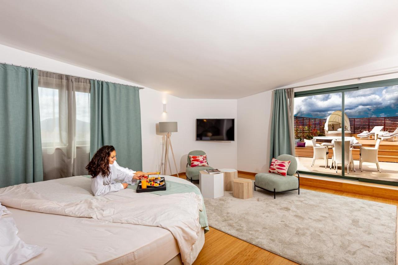 Mercure Olbia Esterno foto